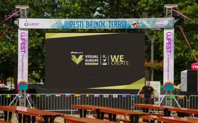 A hajrához érkezett a labdarúgó VB