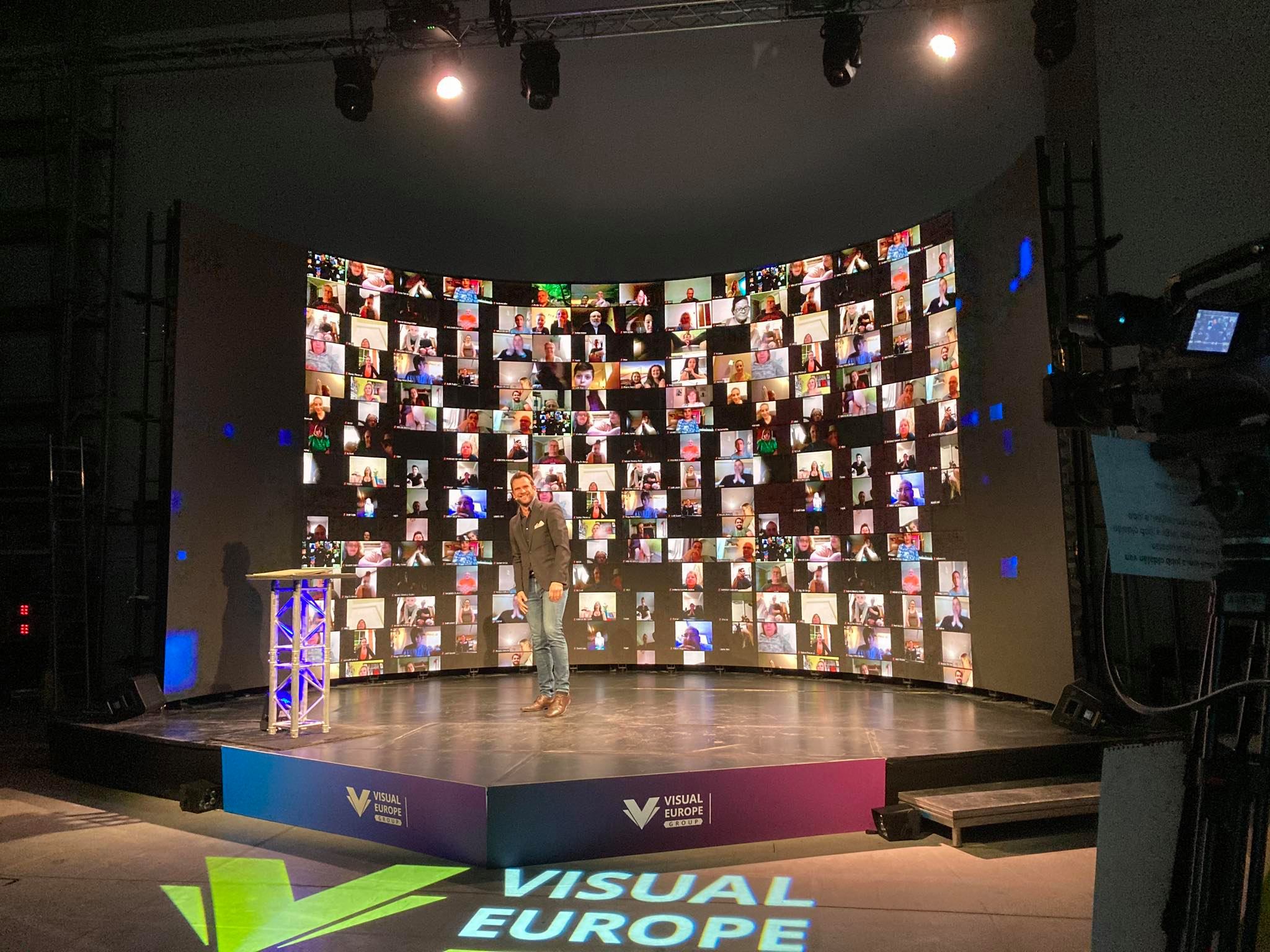 Vegroup.hu - rólunk