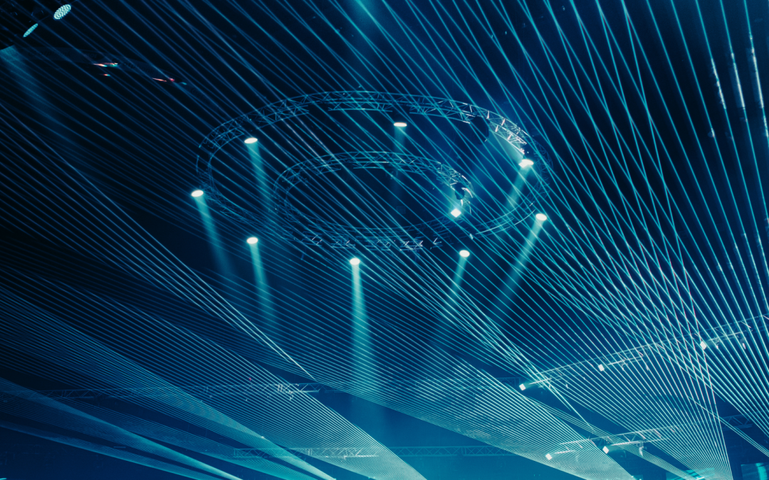 80 országba közvetítettük Havasi Balázs első magyar online világkoncertjét az üres Budapest Arénából